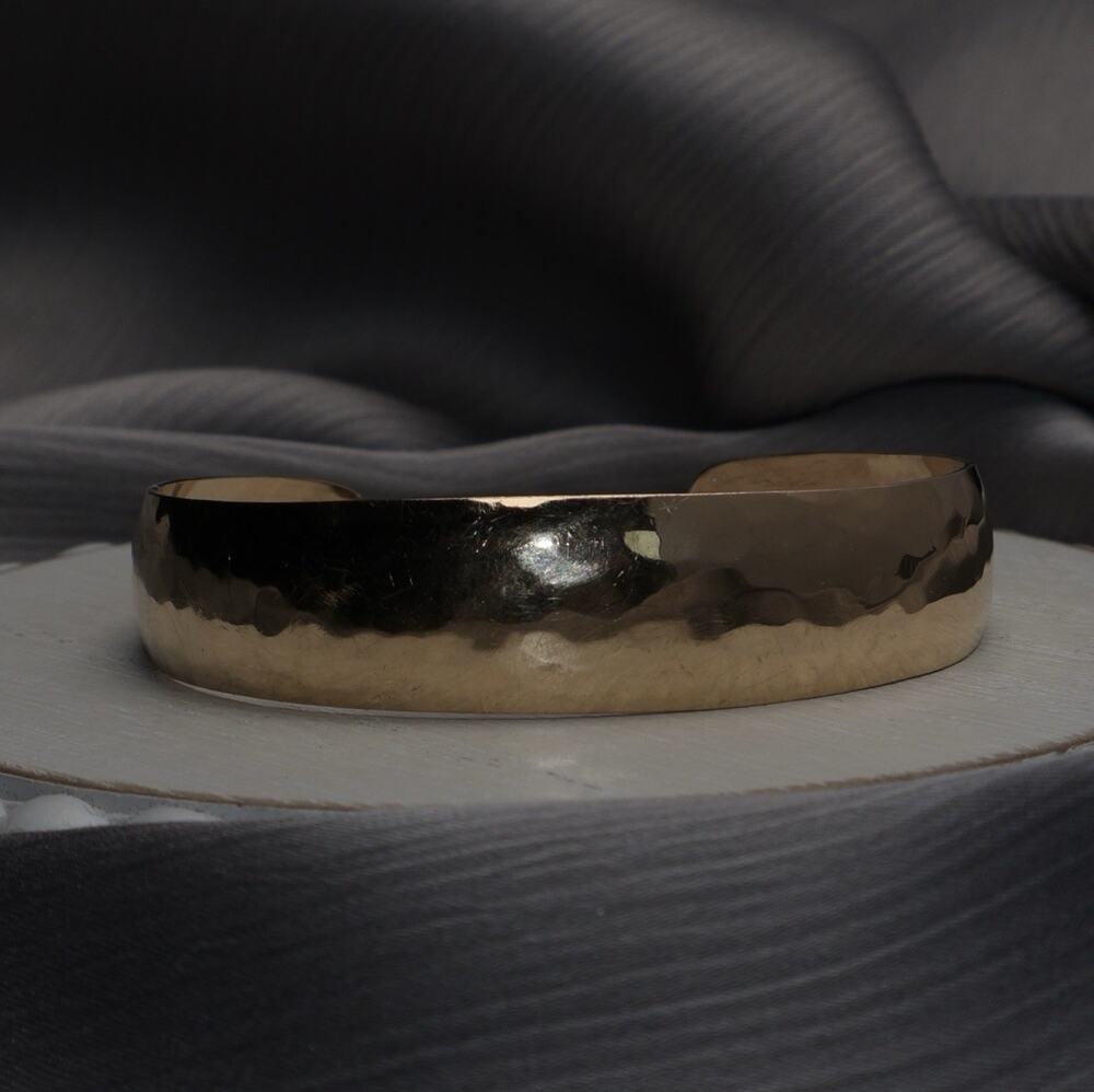 James Avery 14k Yellow Gold Divina Cuff Bracelet 15.3G / 6in